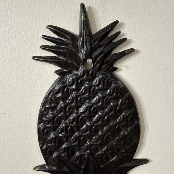 Vtg Solid Brass Pineapple Wall Sconce Candle Holder Country Cottage Colonial​ - Picture 4 of 7